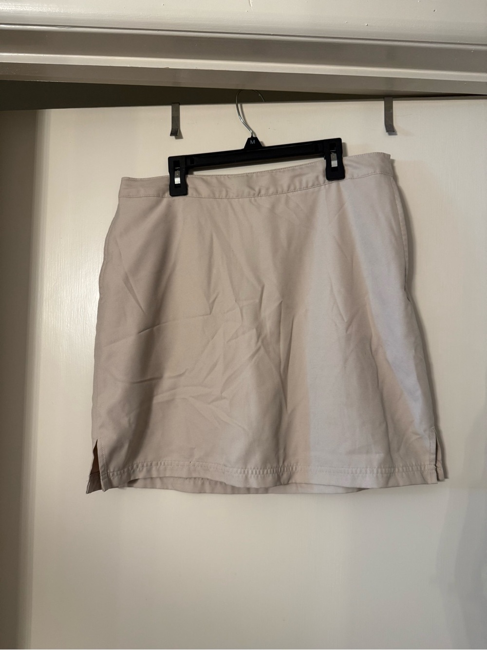 Greg Norman Collection Cream Golf Skirt